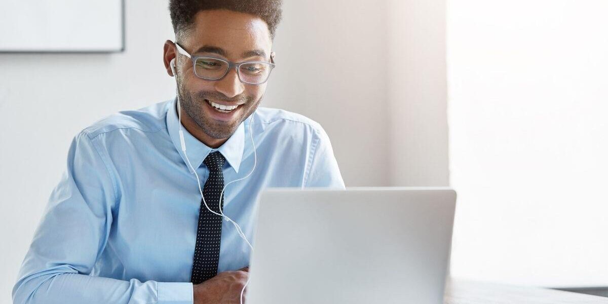 Untitled design (33) Premier Training Facebook Live sessions