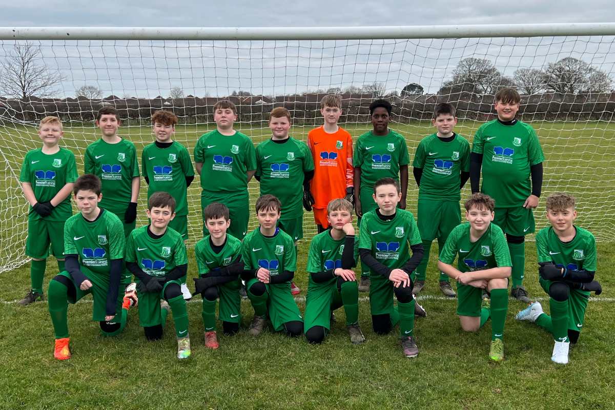 The Keelby FC junior team in their new Premier Training kits