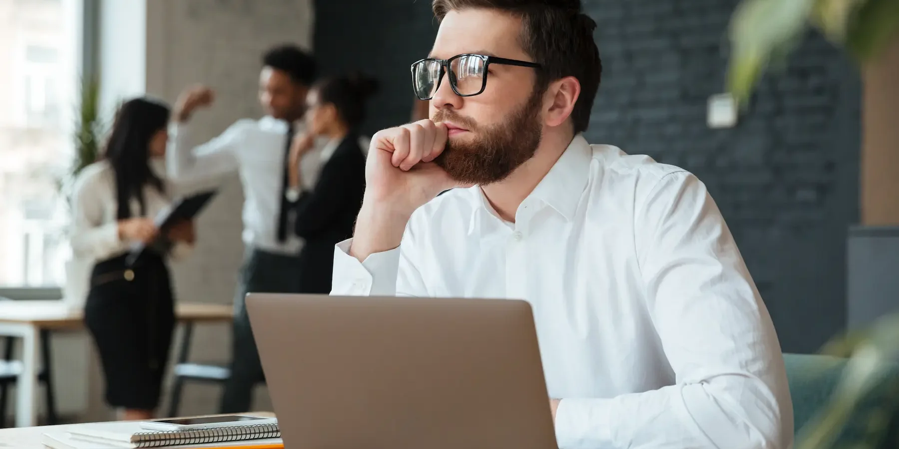 Difference between ATT and AAT Difference between ATT and AAT