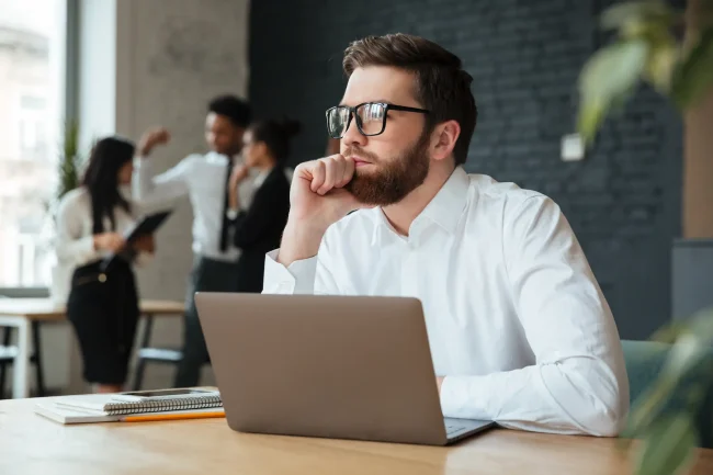 Difference between ATT and AAT Difference between ATT and AAT